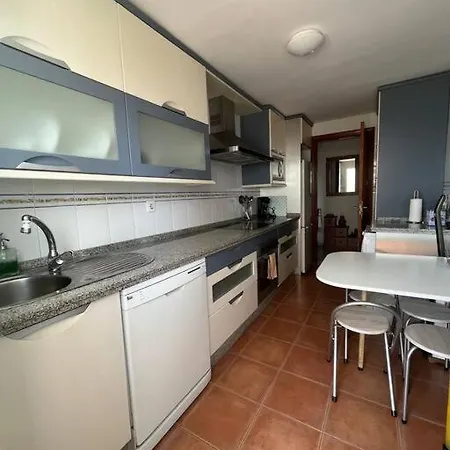 Апартаменти Piso En Casco Junto A Playa Piscina In Summer Season *