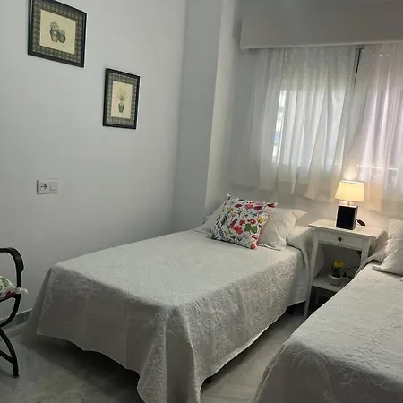 Piso En Casco Junto A Playa Piscina In Summer Season *