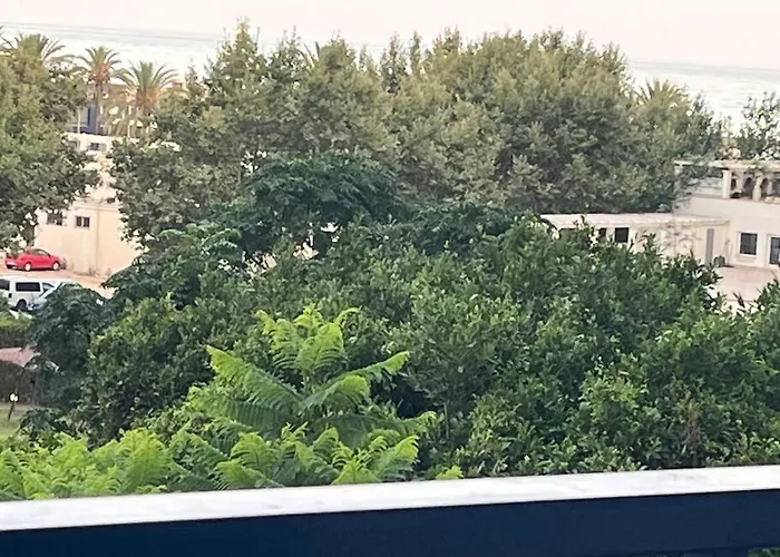 Piso En Casco Junto A Playa Piscina In Summer Season *