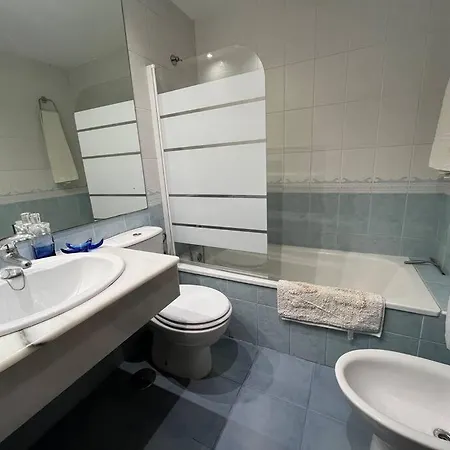 Appartement Piso En Casco Junto A Playa Piscina In Summer Season