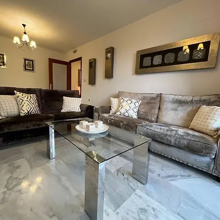 Piso En Casco Junto A Playa Piscina In Summer Season *