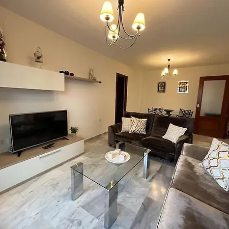 Piso En Casco Junto A Playa Piscina In Summer Season *