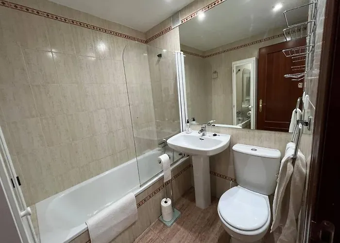 Appartement Piso En Casco Junto A Playa Piscina In Summer Season