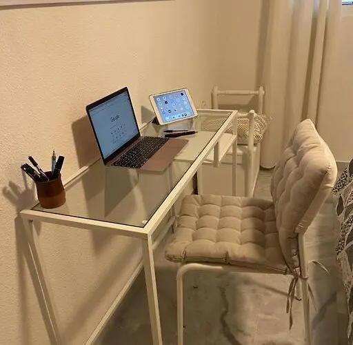 Piso En Casco Junto A Playa Piscina In Summer Season