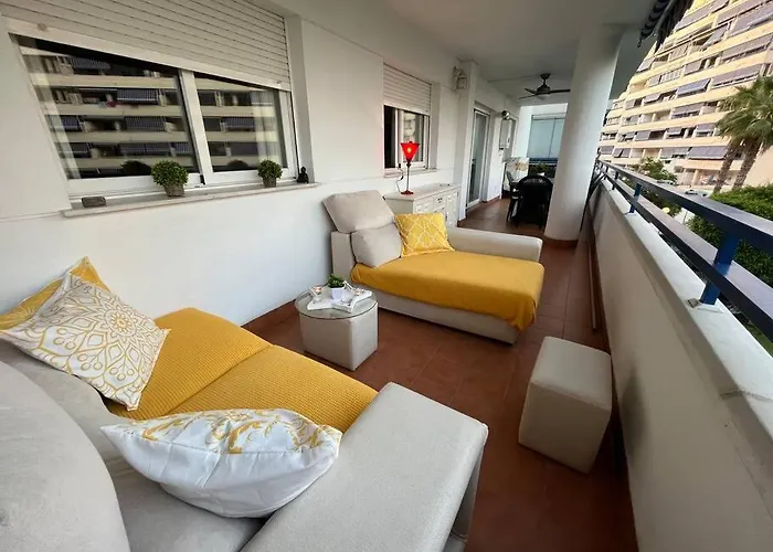 Piso En Casco Junto A Playa Piscina In Summer Season *